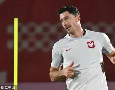 明晨亚运会前瞻:莱万伤情更新,波尔图冲击零封纪录的简单介绍 明晨亚运会前瞻:莱万伤情更新,波尔图冲击零封纪录的简单介绍